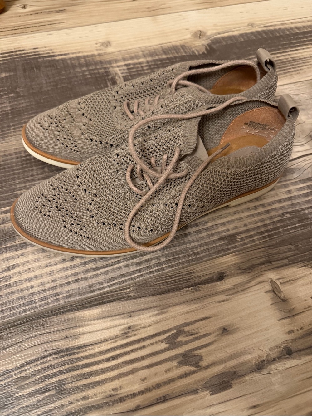 Women's Knit Lace-Up Flats in Taupe